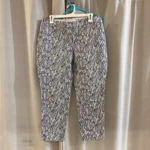 Saint Tropez West Black & White Leaf Print Cropped Pants